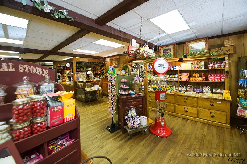 20080714_151312 D3 P 4200x2800.jpg - General store, Amana Colonies